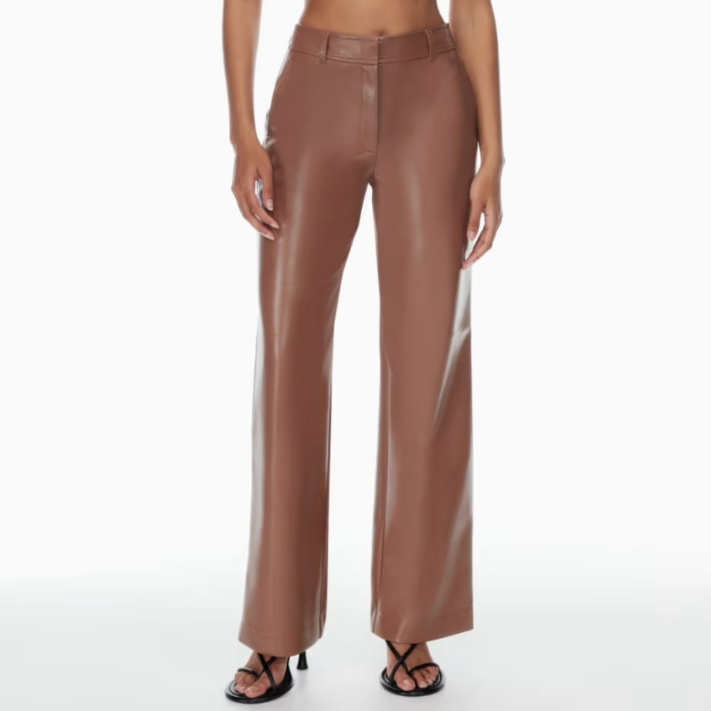 🌿 Aritzia Babaton Mauve Vegan Leather Wide Leg Pants, Size 6 ~ EUC